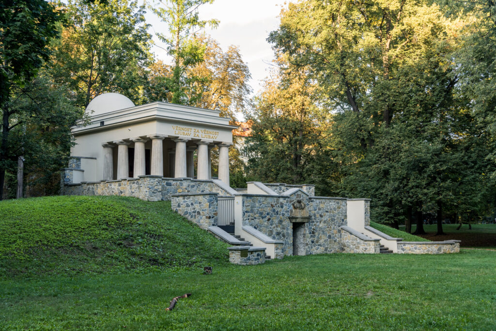 Mausoleum der im ersten Weltkrieg gefallenen jugoslawischen (!) Soldaten
