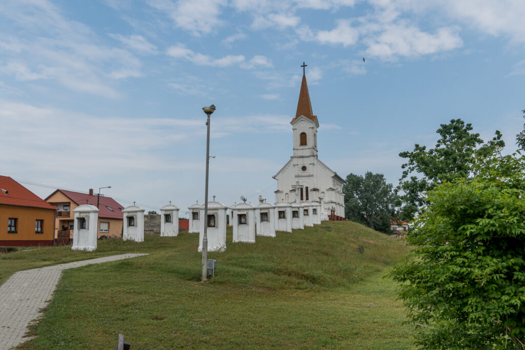 Bergkirche (für Ungarische Maßstäbe)