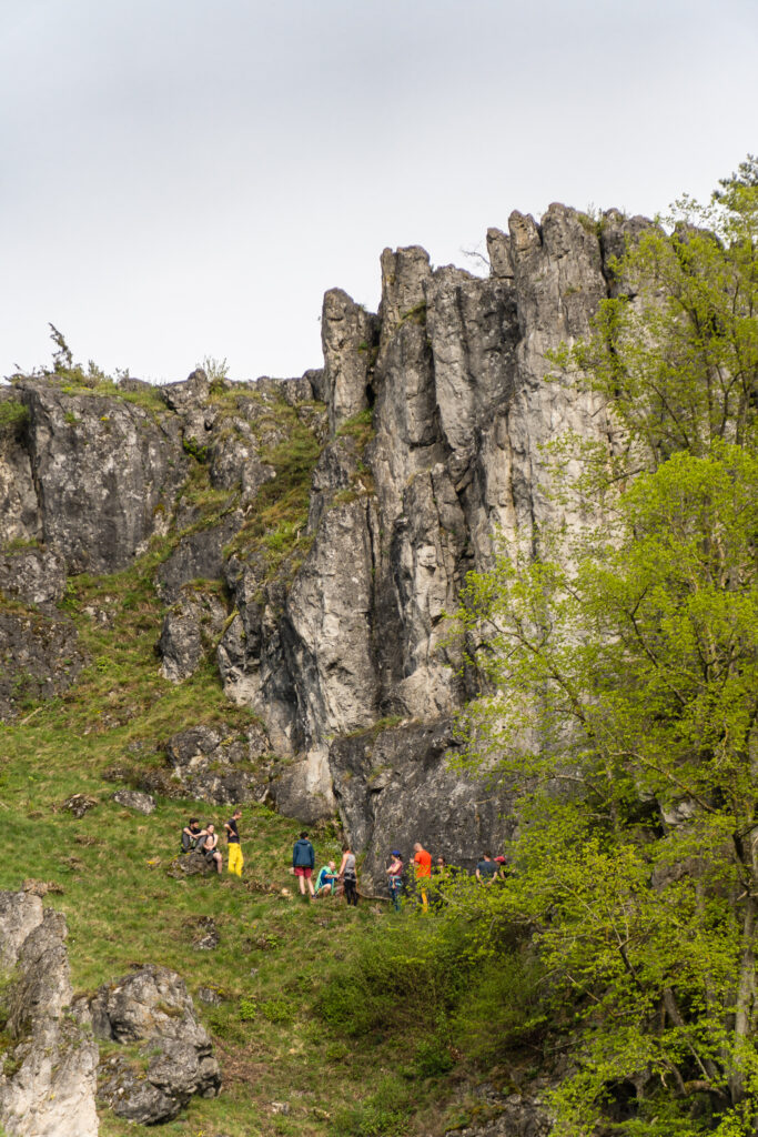 Imposante Felsen laden zum Klettern ein.