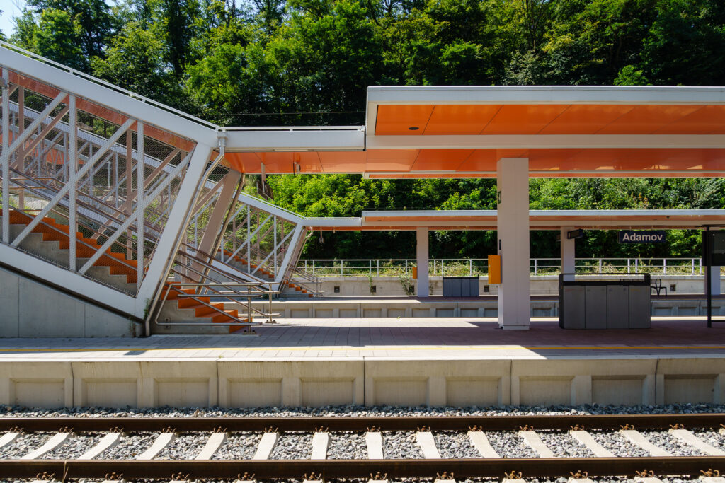 Bahnhof ganz neu