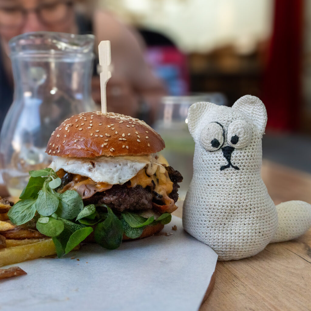 Burger und Bier - genau das richtige heute