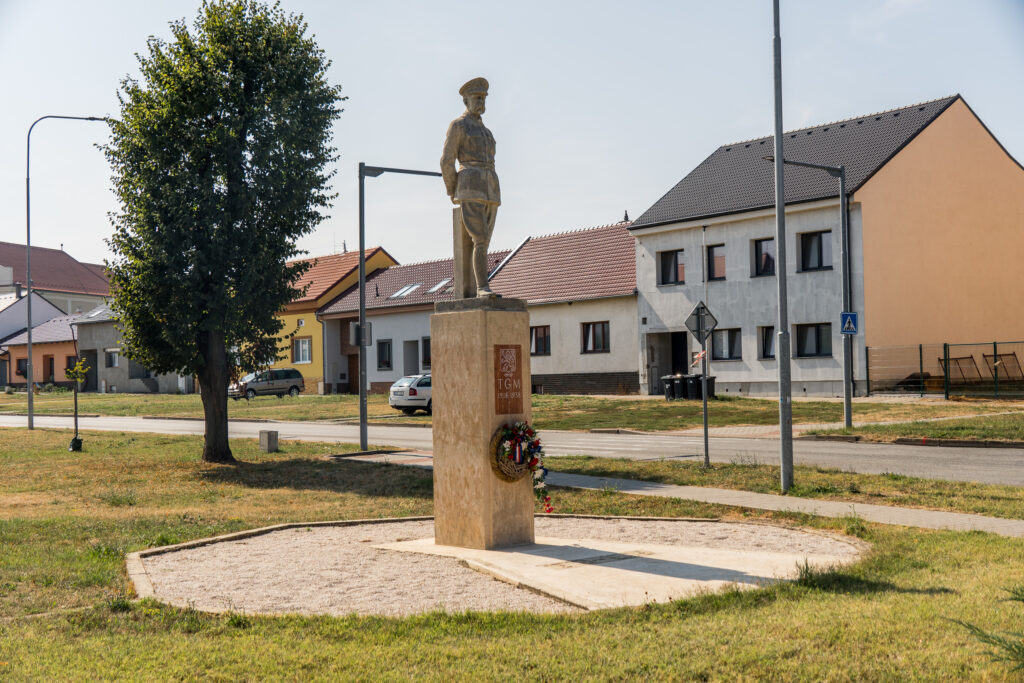 Für Tomáš Garrigue Masaryk gibt es immer noch Blumen