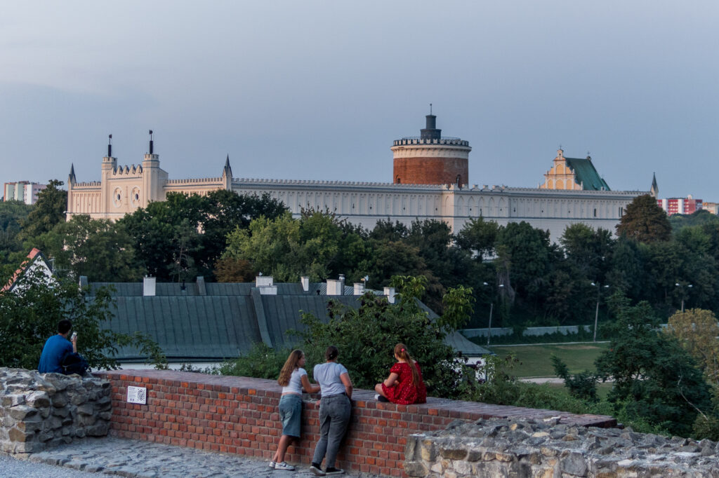 Das Schloß ist auch ein ziemlicher Klotz