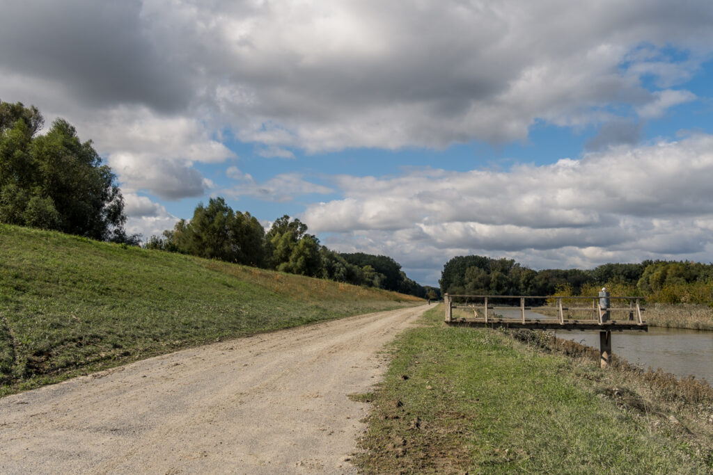 Da war auch Donauradweg-unter