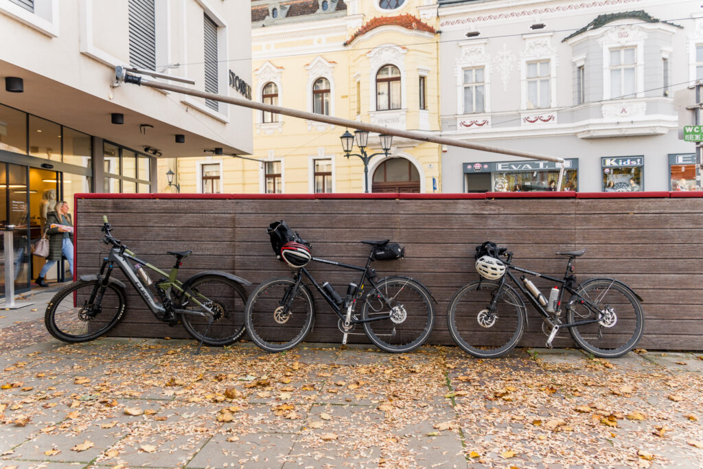 Wir sind die einzigen die noch ohne Motor unterwegs sind