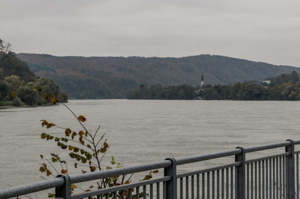 Heute präsentiert sich das Donautal von seiner trüben Seite