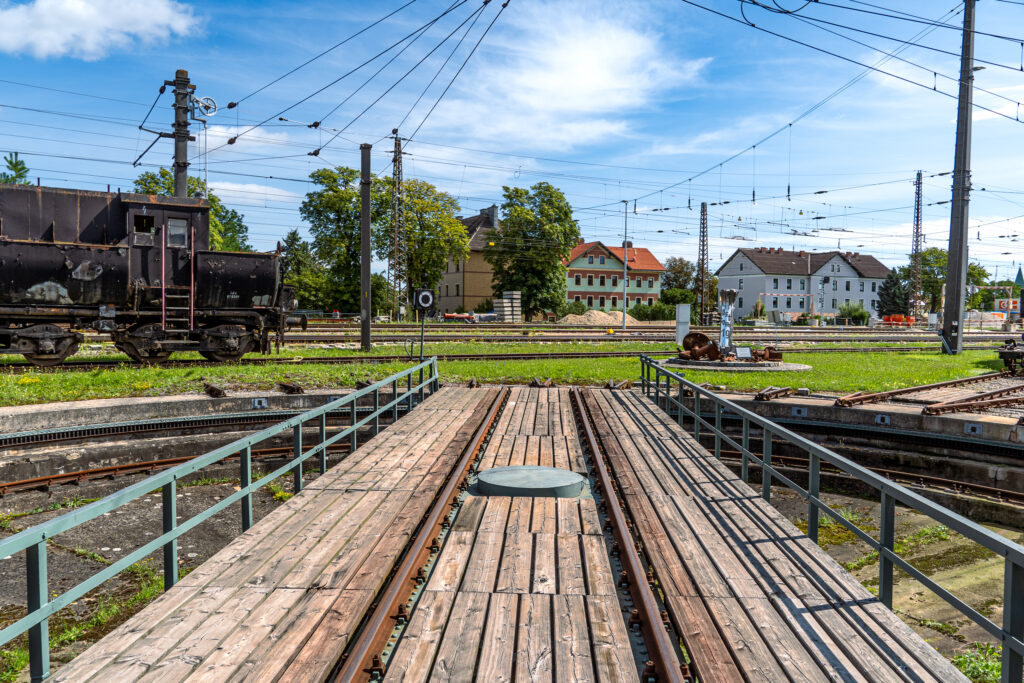 Ringelspiel für Eisenbahner*innen: Eine Rundfahrt auf der Drehscheibe