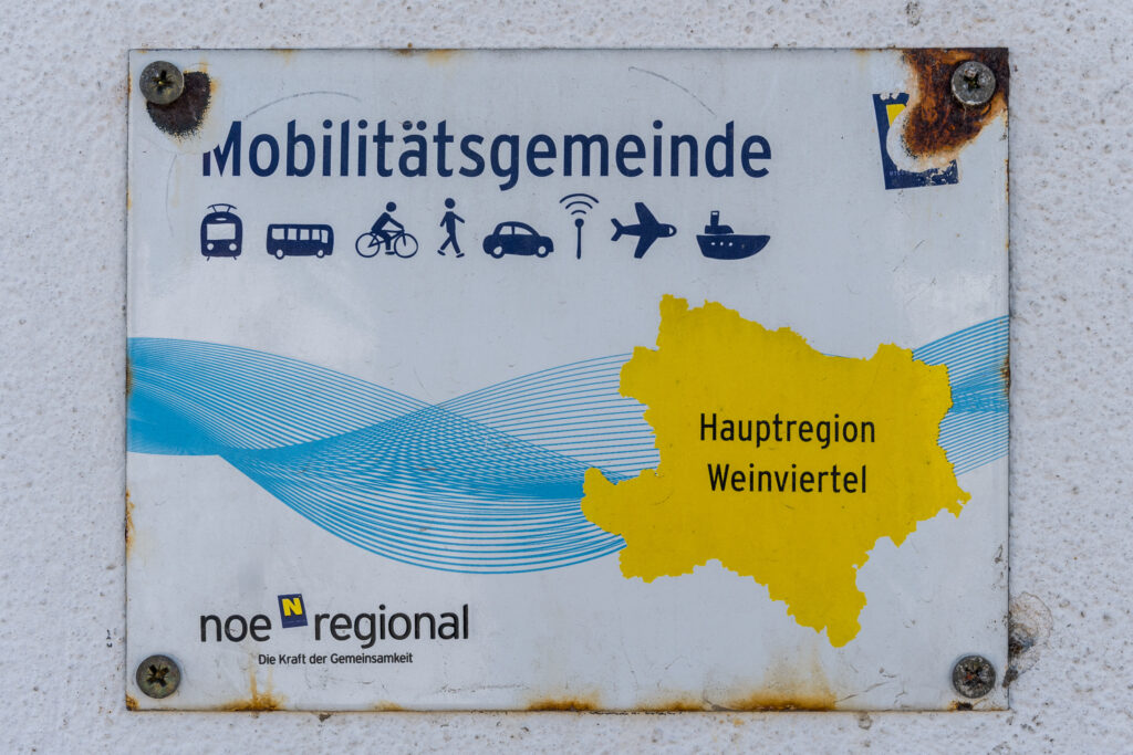 Wo gibts im Weinviertel Schiffe? Und was ist das Verkehrsmittel zwischen Auto und Flugzeug?