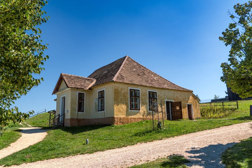 Hier hat man buchstäblich Häuser zusammengetragen