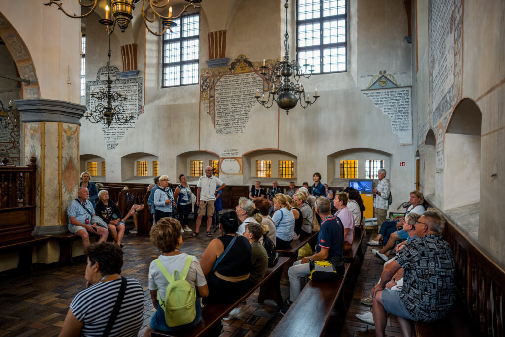 Zieht viele Besucher *innen an