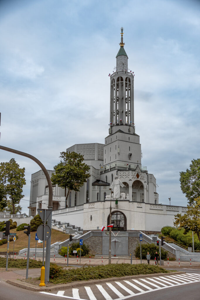 Aus der nähe ein ziemlicher Klotz