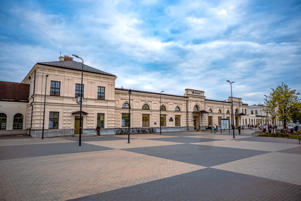 Bahnhof - wieder einmal zaristisch
