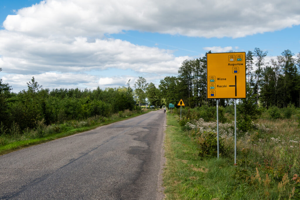 Das ist mal ein Radwegweiser - war allerdings der Einzige