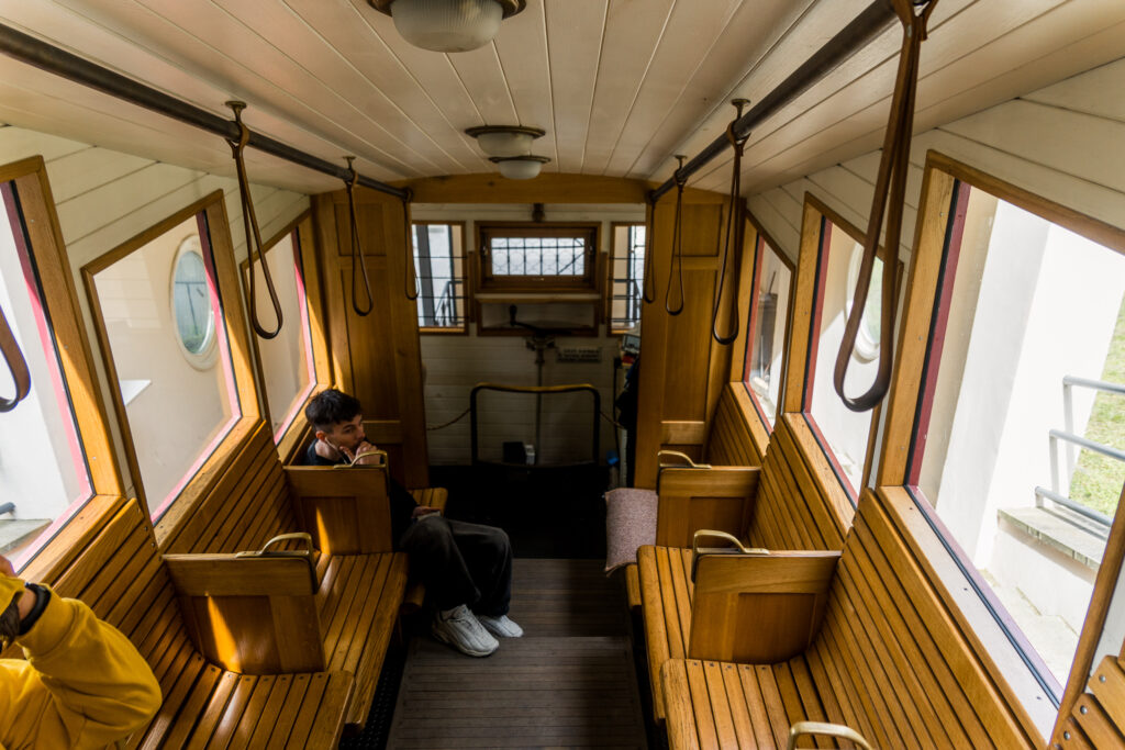 Wir fahren Standseilbahn