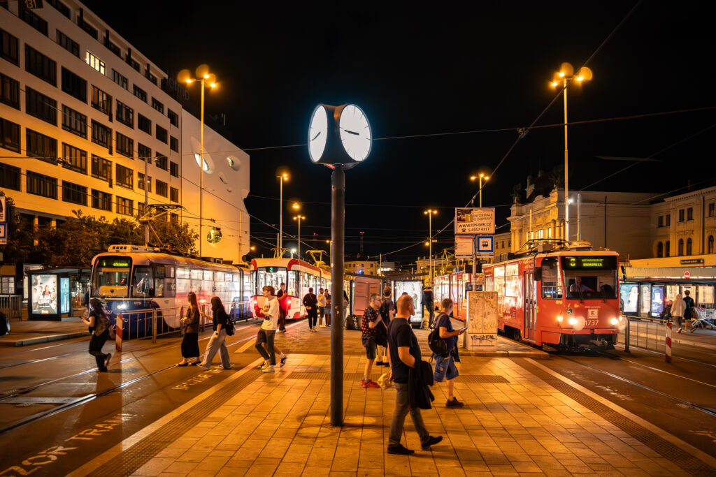Straßenbahn-Wirrwarr vor dem Hauptbahnhof