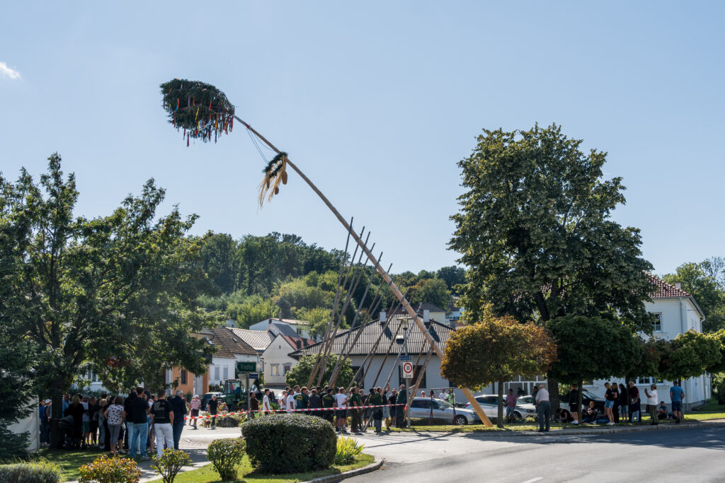 Sollte man ihnen sagen, dass der 1. Mai schon ein Zeiterl her ist?