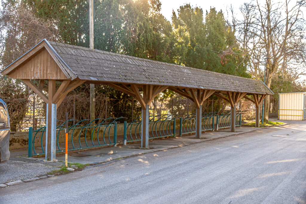 Fahrradständer abzugeben: fast neu und wenig genutzt