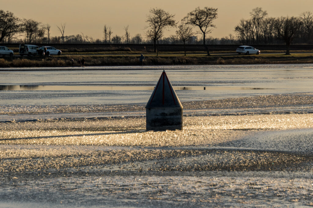 Die Boje kann kann man auch zu Fuß erreichen