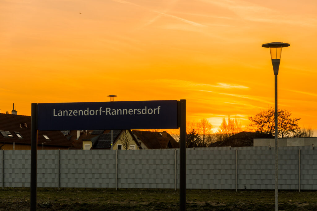 Neuer Bahnhof ... für uns